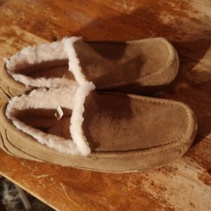 Men's UGG slippers. Size 12